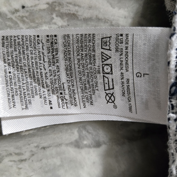 Old Navy Romper Size L striped wht/blk, great condition - Picture 4 of 6